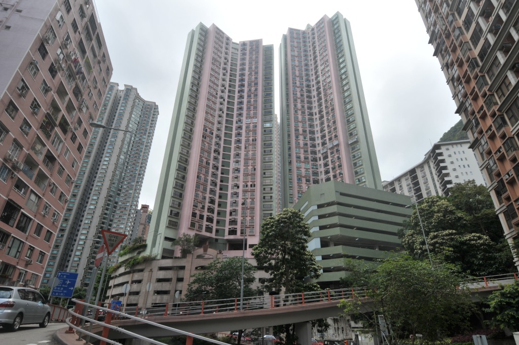西半山殷樺花園1期高座F室，面積851方呎，以1850萬元沽。