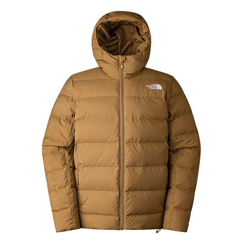 男装Sierra Peak Pro外套/$2,990，用上高抗风WindWall布料制作及RDS认证800蓬松度羽绒填充。