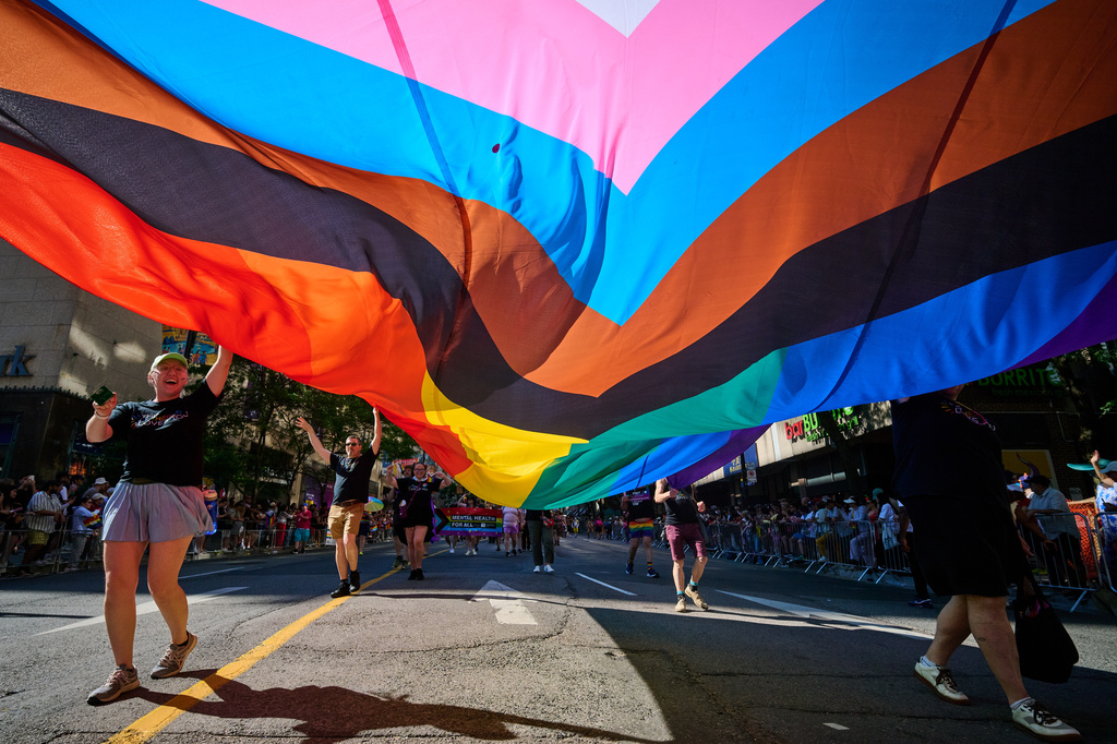 加拿大是全球对 LGBTQ+ 群体最友善、权益保障最完善的国家之一。美联社