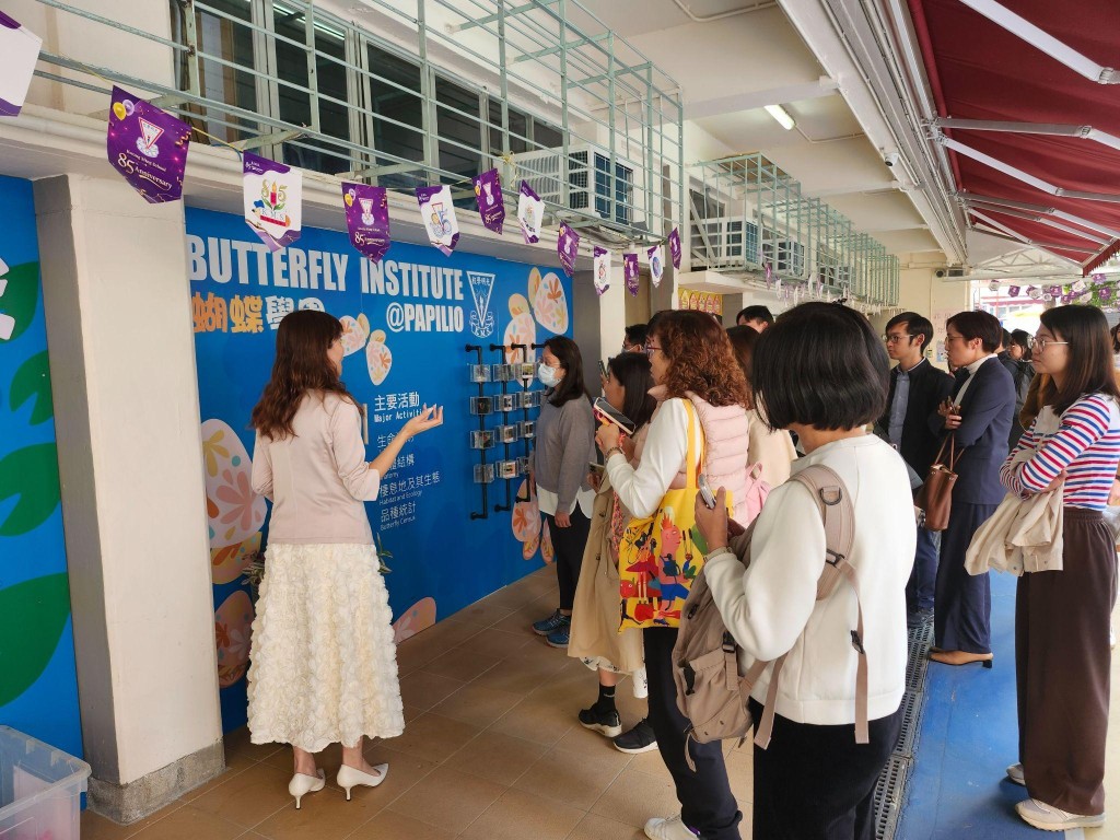 「參觀得獎學校及環保培訓活動」讓學界同工實地觀摩得獎學校的環保建設與管理措施，深入了解校園綠化、節能節水、減廢回收、生態保育等多方面的實踐經驗與成果。