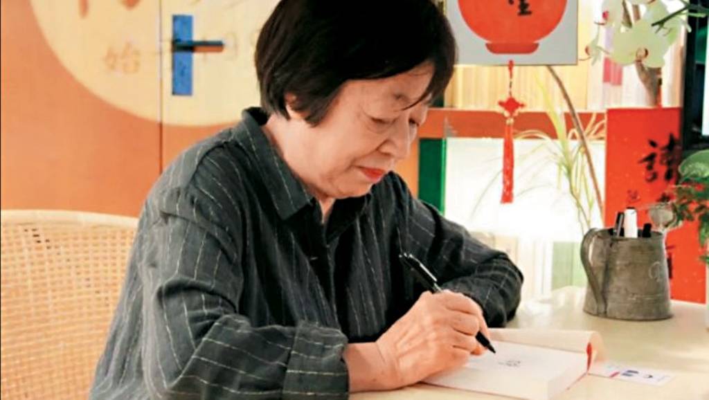 86歲的素人作家楊本芬，近日陷入嚴重的抄襲爭議。