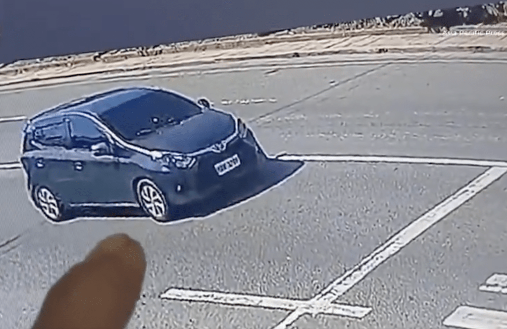 綁架者所用的車輛。X@TrueCrimeUpdat 綁架者所用的車輛。X@TrueCrimeUpdat