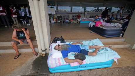 毛伊島增設避難中心，供災民暫時棲身。美聯社