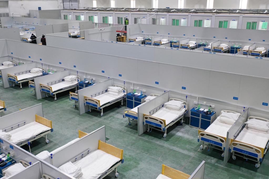 抗疫期间,中国各地快速兴建出大量方舱医院。新华社 抗疫期间,中国各地快速兴建出大量方舱医院。新华社