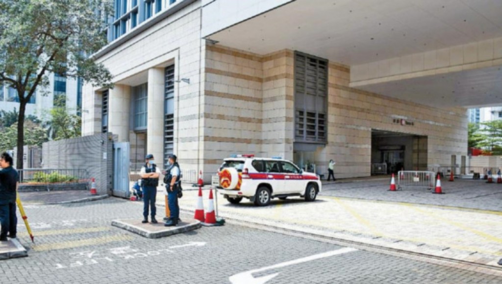 西九龍裁判法院本周一發生「掉包」走犯事件。