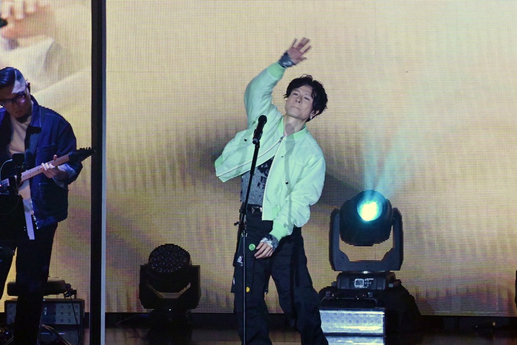 陈健安昨晚举行首场个人实体演唱会。