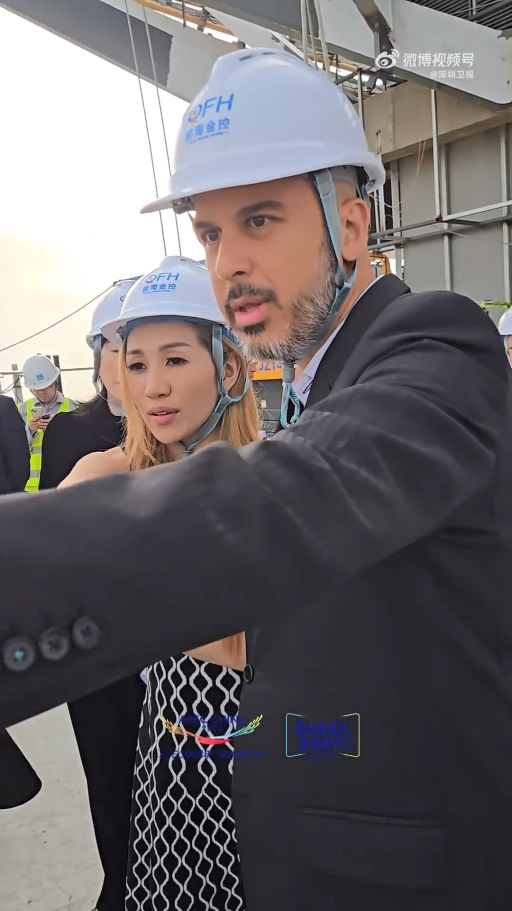 何超盈接待新加坡領導網絡(SGLN)的董事總經理,以及戰略項目高層。(微博@深圳衛視) 何超盈接待新加坡領導網絡(SGLN)的董事總經理,以及戰略項目高層。(微博@深圳衛視)