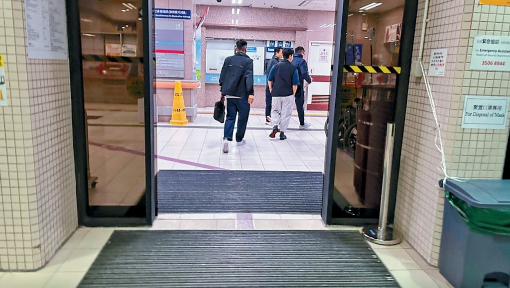 警員前日趕往醫院調查。