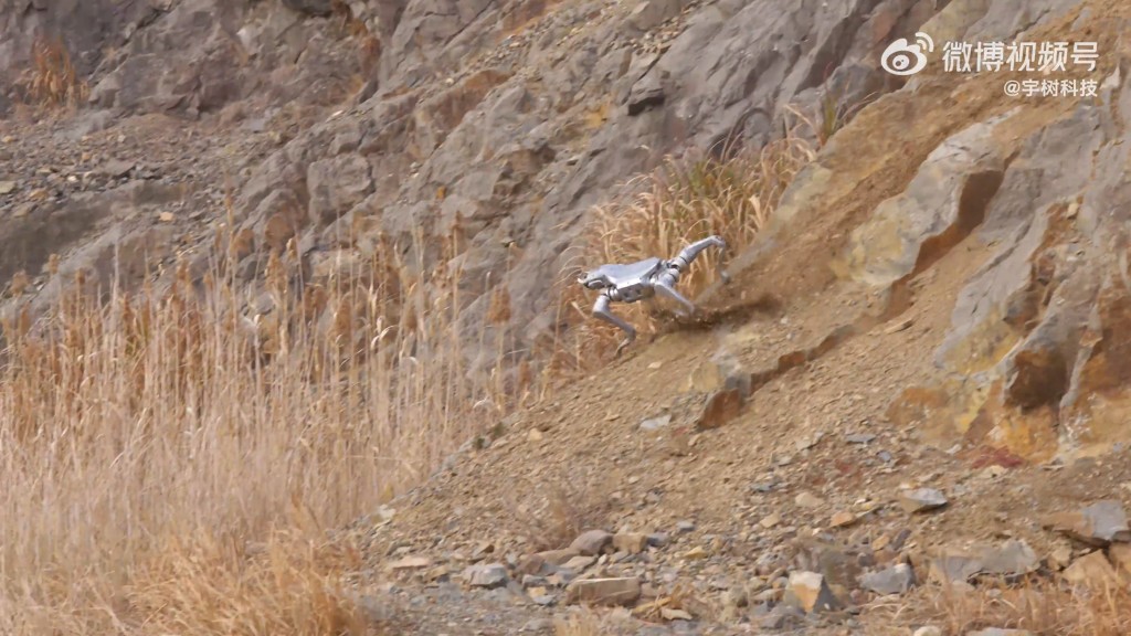 宇樹科技「Unitree As2」四足機械人規格強勁。微博@宇樹科技