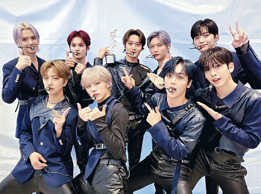 ■新人男團CRAVITY，傳出被女狂迷騷擾，要報警處理。
