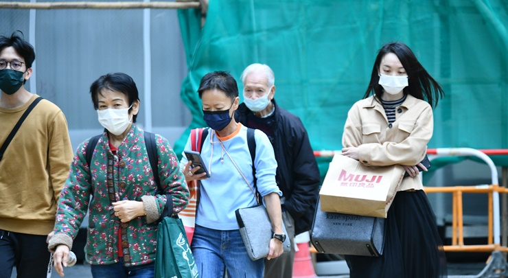 本港天氣在聖誕節假期預計會轉冷。