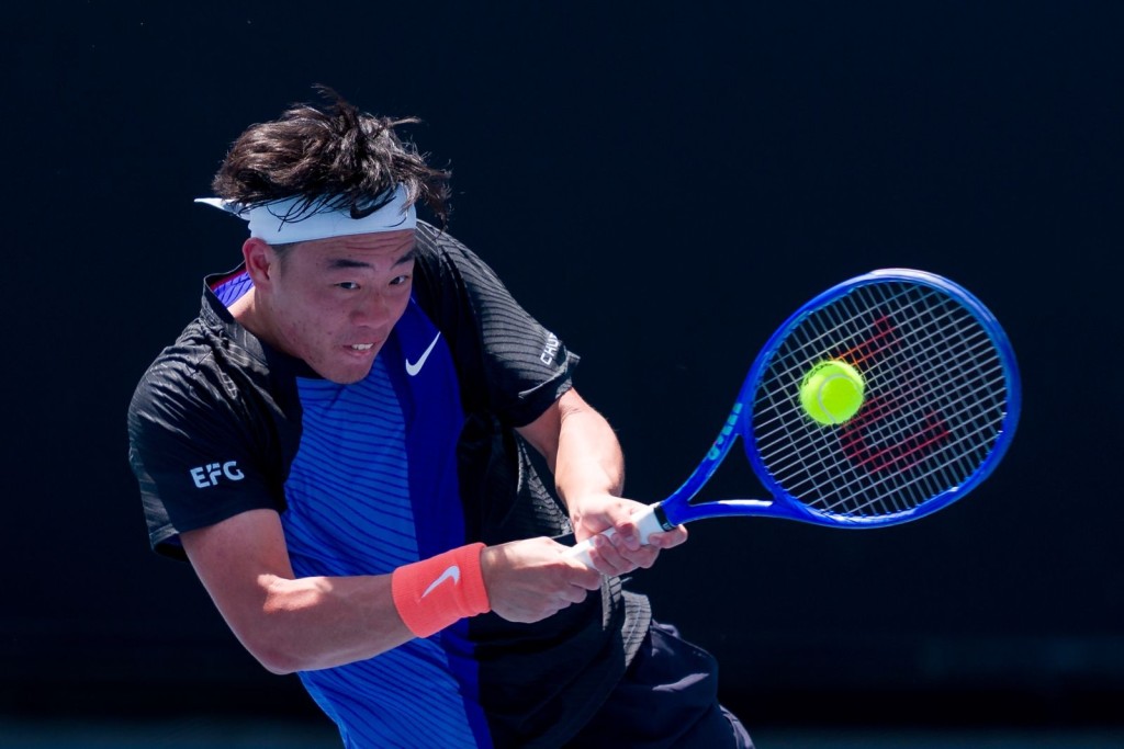 香港网球「一哥」黄泽林不敌布洛克，无缘4强。HKCTA图片