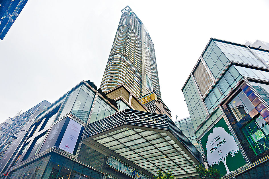 市場指，名鑄高層戶以6000萬沽出，呎價4.09萬。