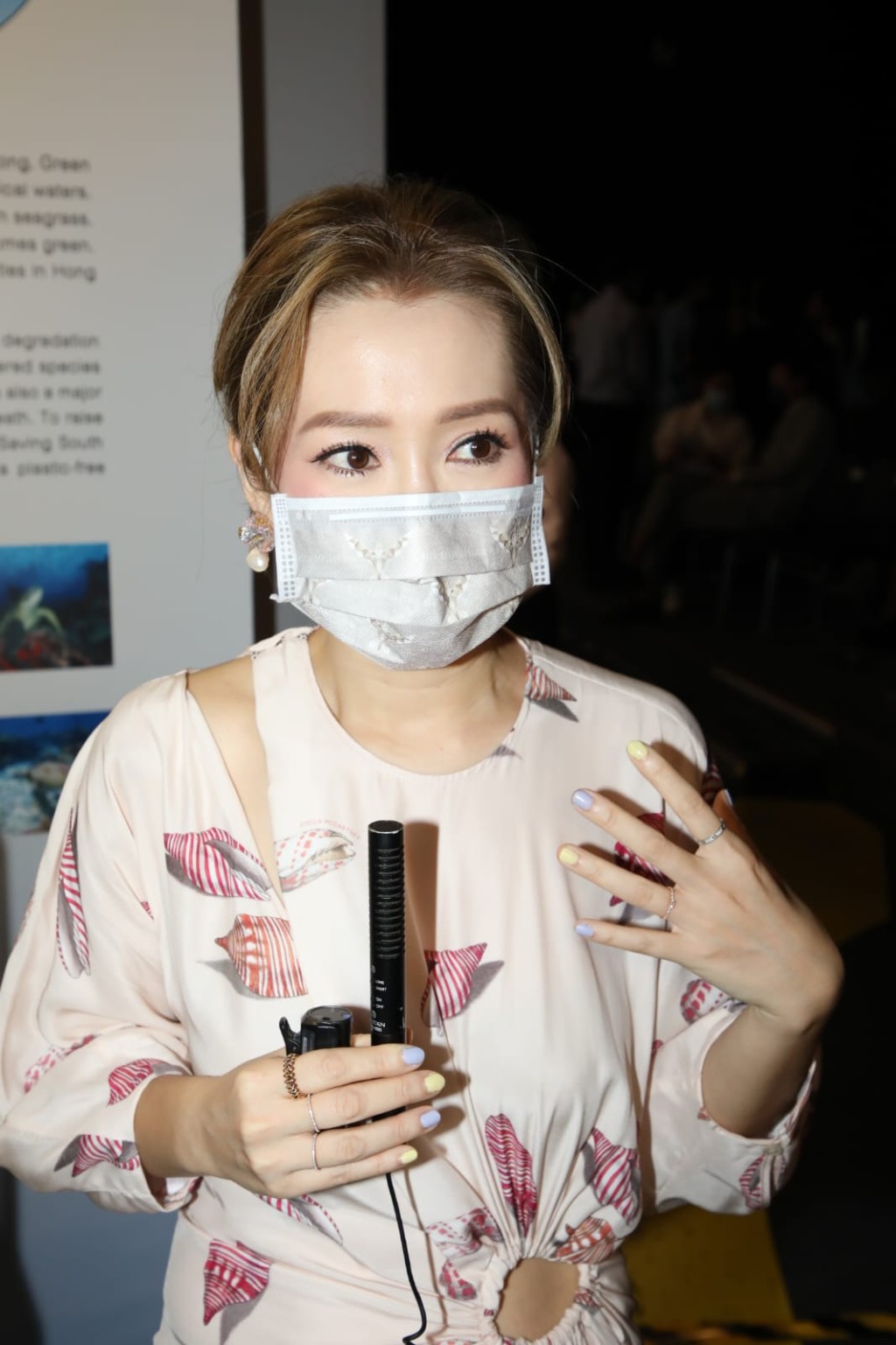 關心妍嚟緊會好忙，要教唱歌又要安排暑期活動畀囡囡。