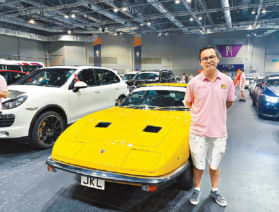 ■香港老爺車會會長呂璟豪帶來瑪莎拉蒂Indy古董車。