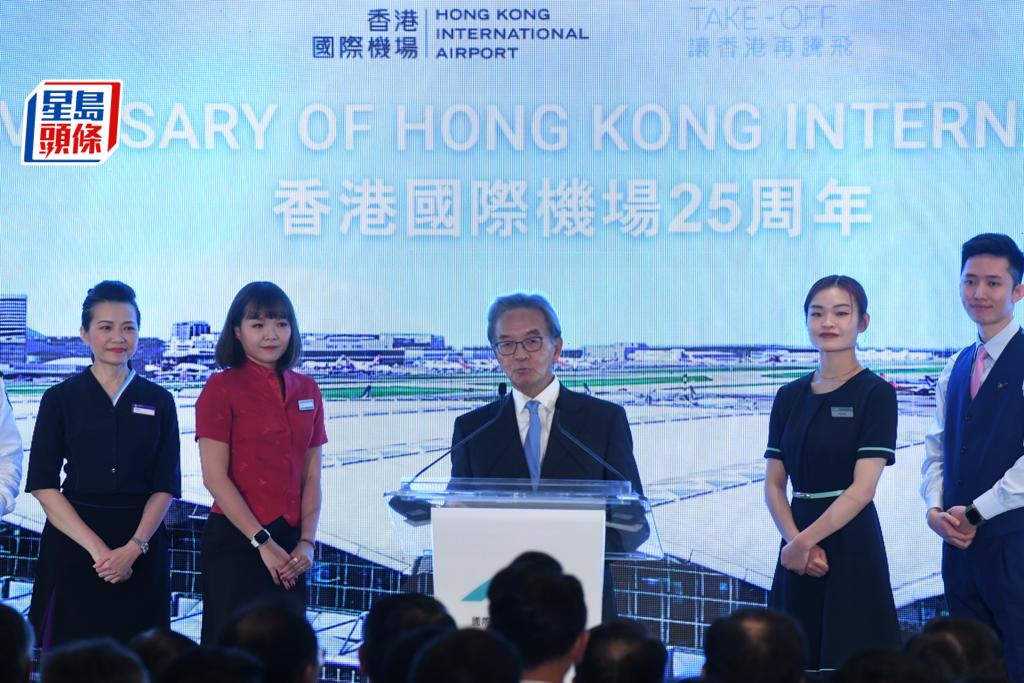 機管局主席蘇澤光表示，自年初以來，香港機場客流量已恢復6成。何健勇攝