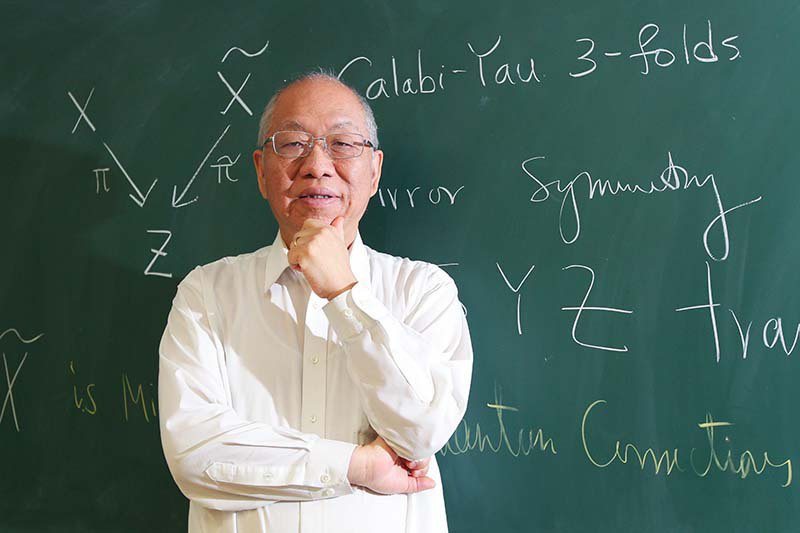 丘成桐指目前中国的数学水平还不及美国40年代。
