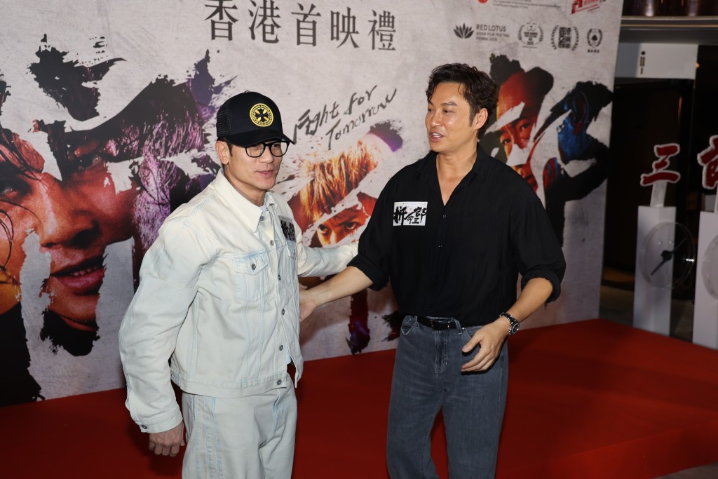 譚耀文除了《拼命三郎》之外,另一套電影則與郭富城合作《無名指》。 譚耀文除了《拼命三郎》之外,另一套電影則與郭富城合作《無名指》。
