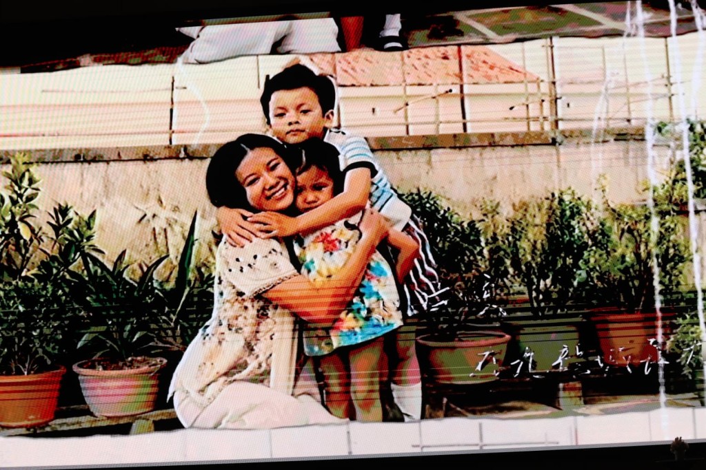 莫文蔚透露在九龍城長大，故回到這裡開騷特別有意義。