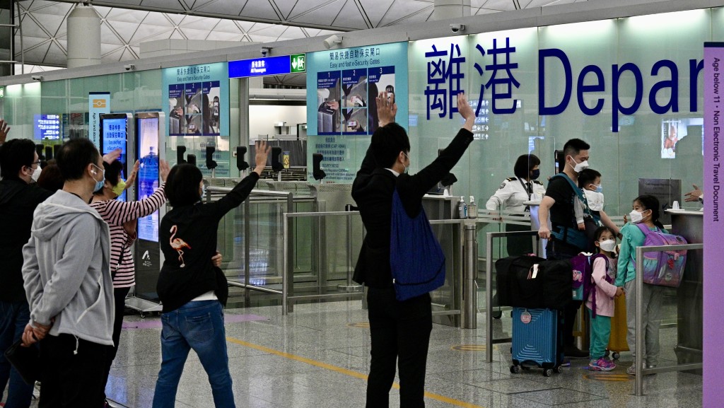英國極右改革黨揚言BNO移居英國的港人，「無人可以取得永居」。資料圖片
