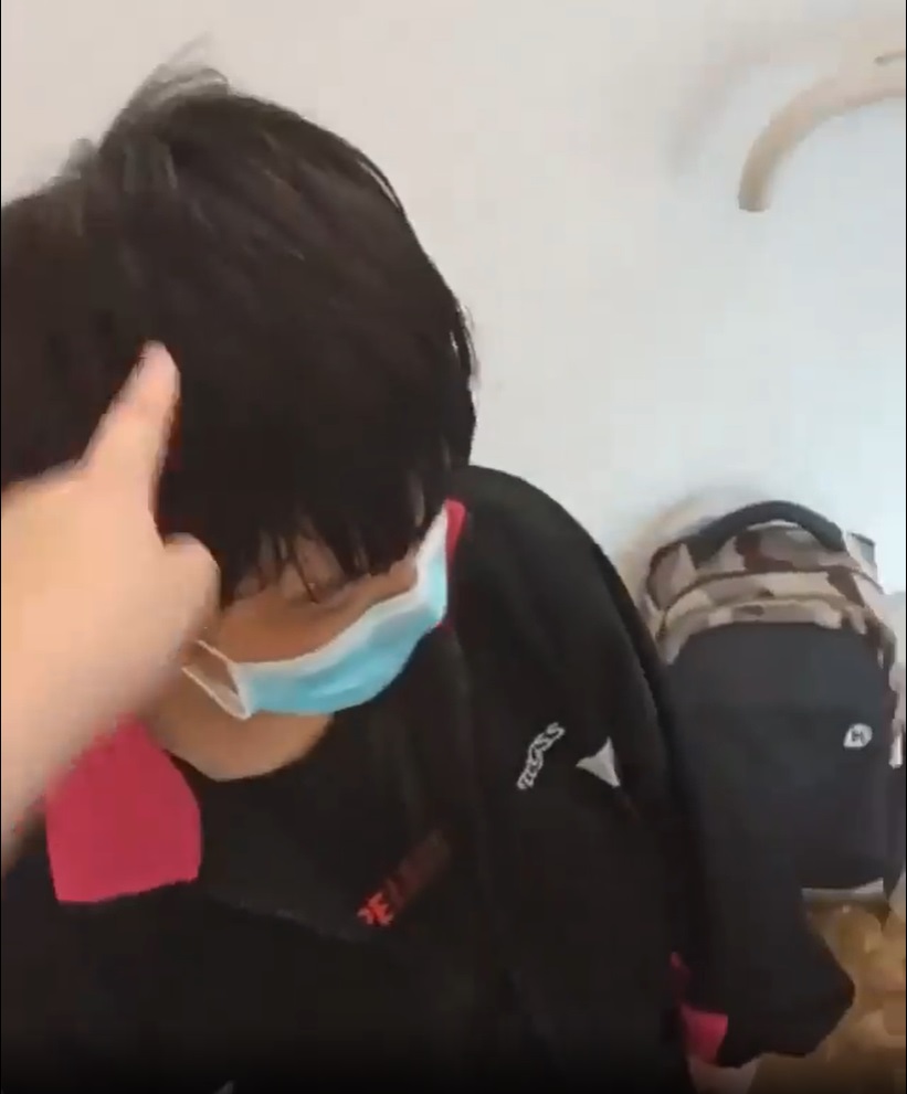 德貞女子中學學生疑被欺凌。片段截圖