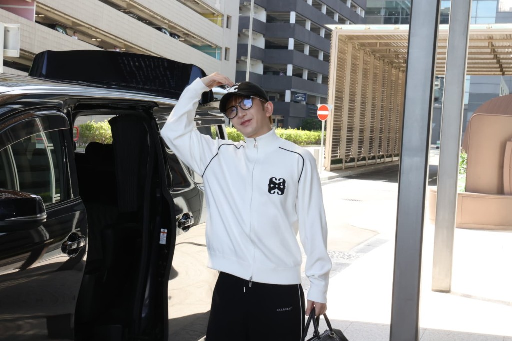 Anson Lo一身運動服示人。 Anson Lo一身運動服示人。