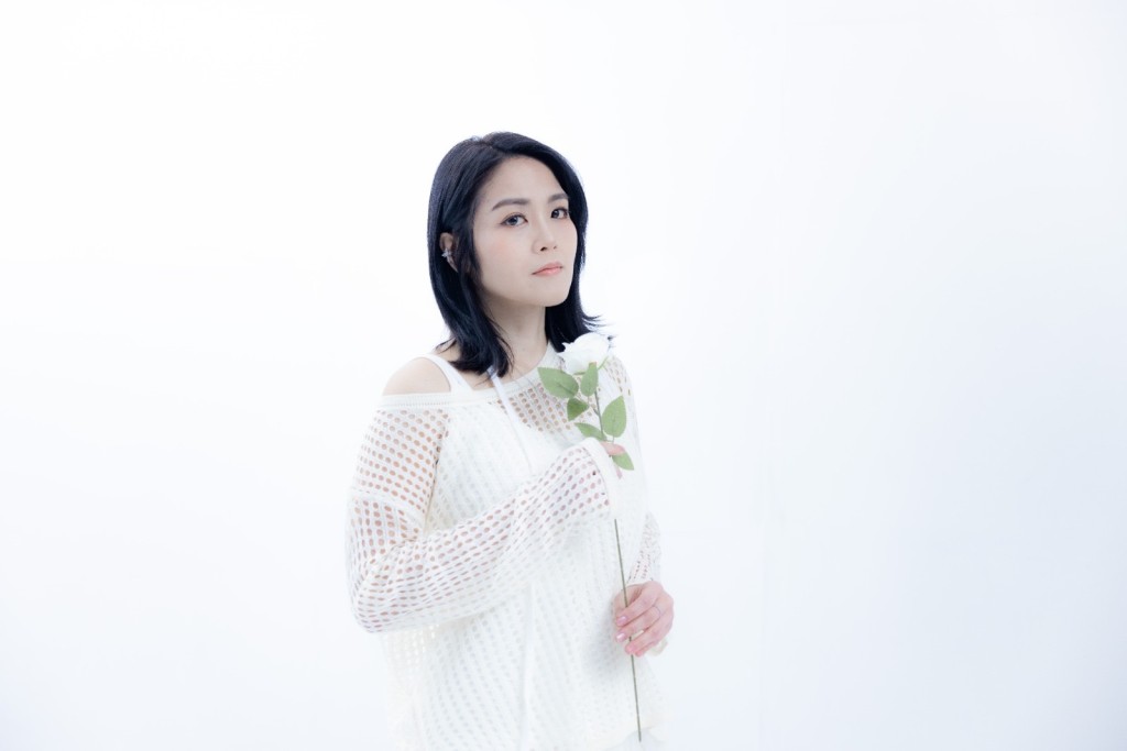 車仔自幼在殘障與暴力交織的破碎家庭中長大。