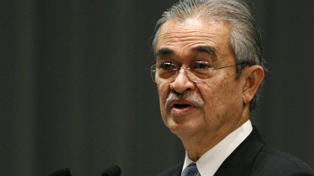 馬來西亞證實,前首相巴達維逝世,終年85歲。路透社