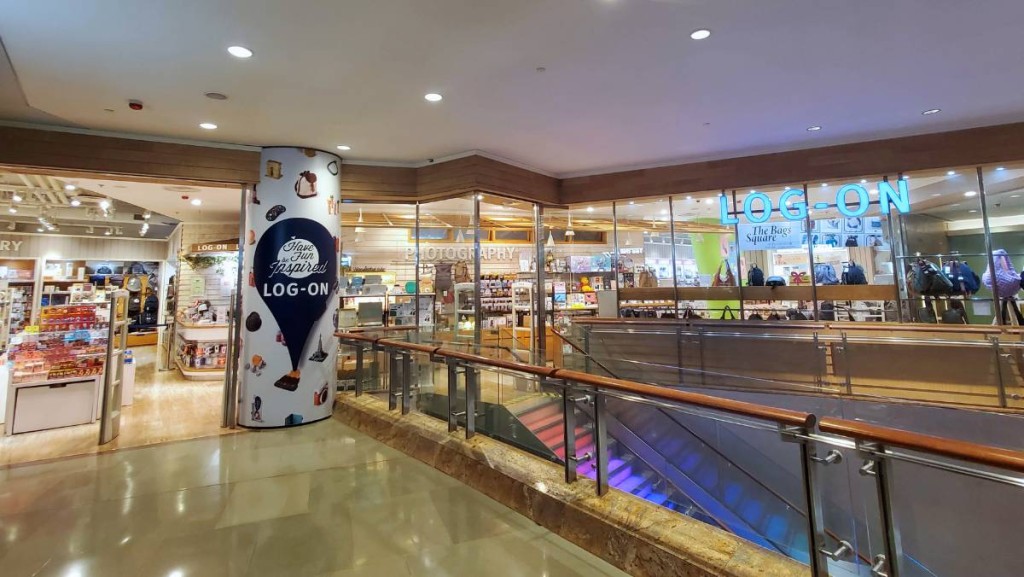 冠君可分派收入跌一成减派息 朗豪坊商场出租率逾99% 写字楼市场料明年起趋稳