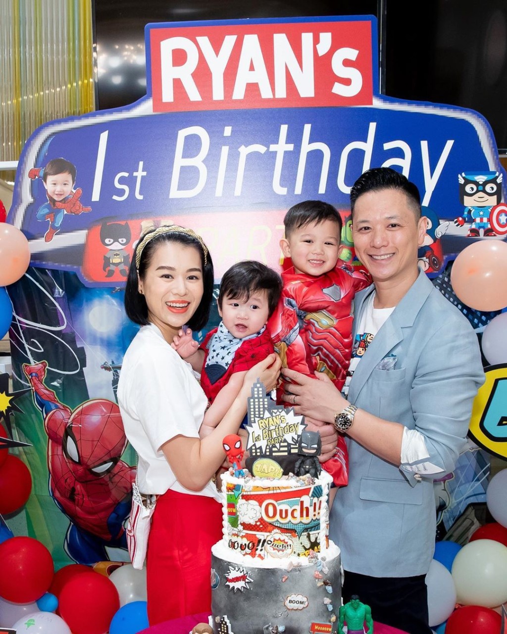 日前杏兒一家四口慶祝細仔Ryan一歲生日。