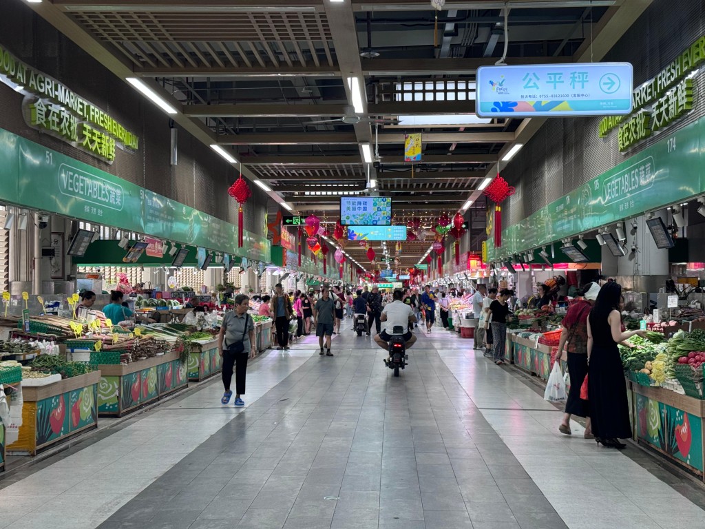 28. 福田農批市場 加大版油麻地果欄