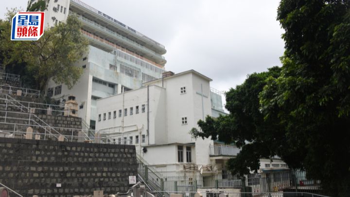 聖伯多祿中學前校舍用地獲建議用作政府、機構或社區用途,毋須保留作學校用途。