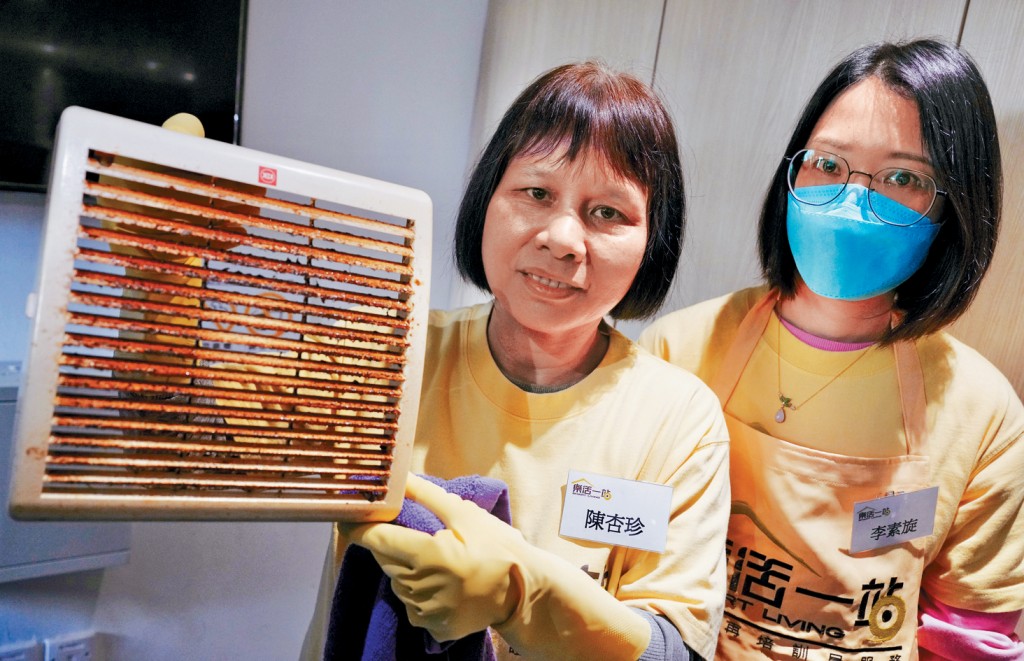 歲晚大掃除清理廚房油漬污垢的工作又累又髒,不少家庭會聘用家務助理代勞。