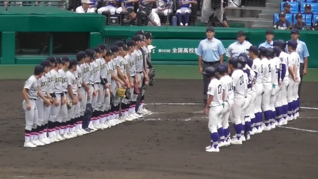 甲子園棒球賽已發展成日本的傳統產業鏈。