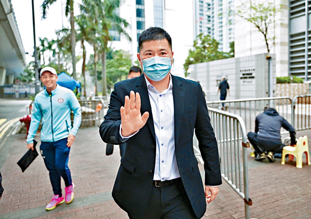 香港女子足球代表隊前助理教練黃子偉，被控兩項猥褻侵犯罪。