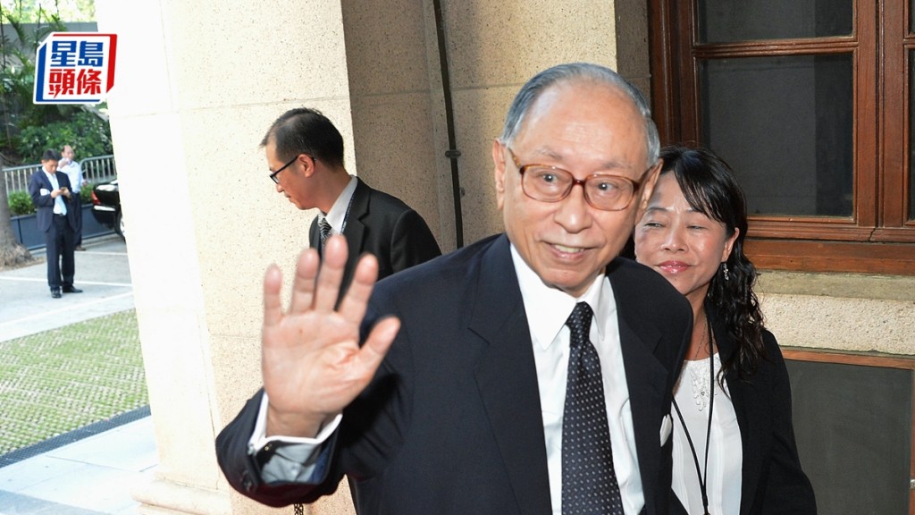 杨铁梁于1988年获封为勋爵，同年3月荣升首席大法官，成为香港首位华人首席大法官。资料图片