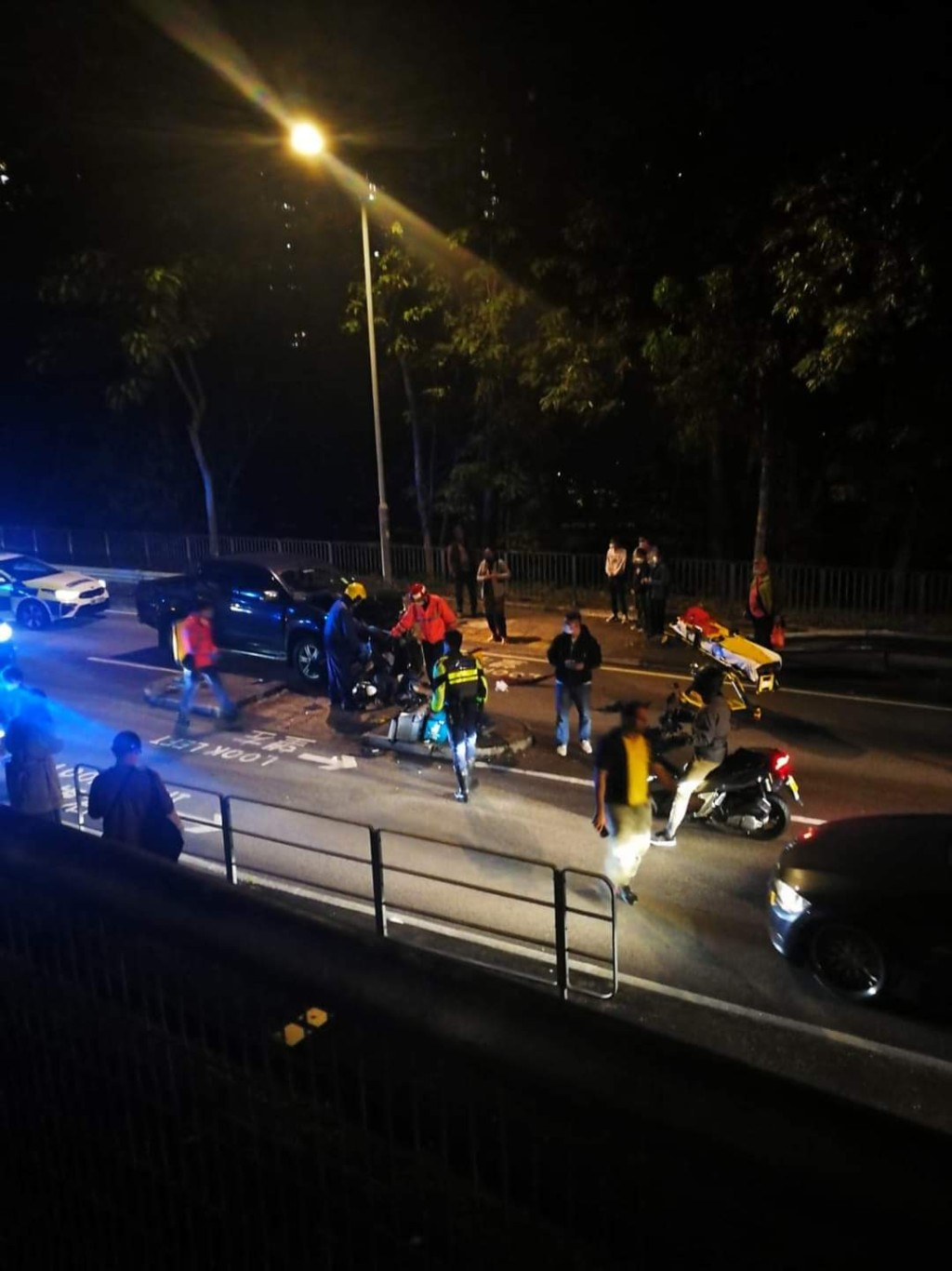荃锦公路发生3车相撞意外。网上图片