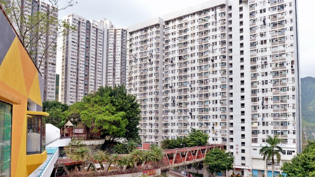 本港租者置其屋計畫的39個屋邨樓齡已超過30年。資料圖片