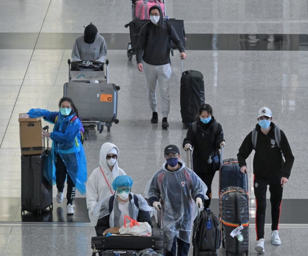 檢疫人士離開檢疫中心前需要檢測病毒。資料圖片