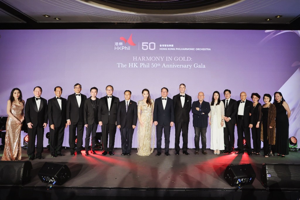 港乐50周年晚宴，城中名人、社会贤达超过400位来宾悉数莅临。