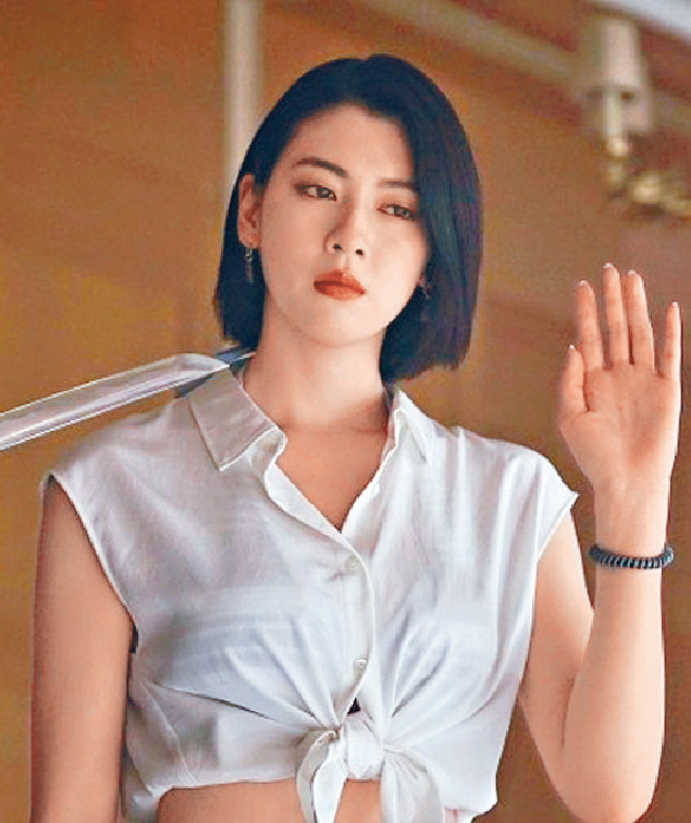 ■三吉彩花憑《今際之國的有栖》爆紅。