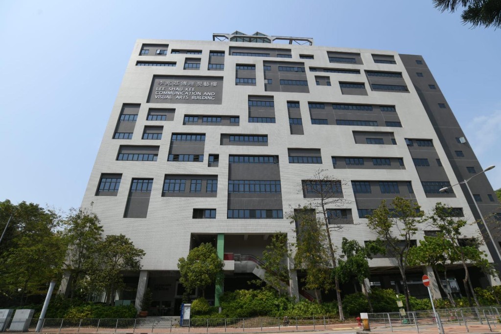 初步確診患者就讀浸會大學。