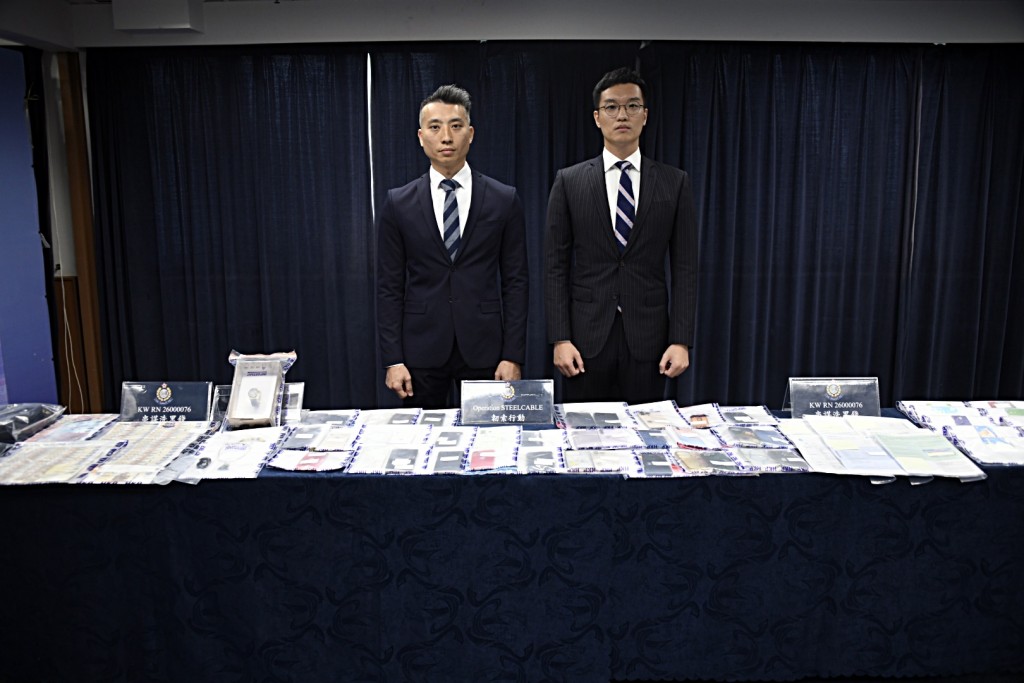西九龍總區重案組總督察周健鴻及高級督察林家樂。