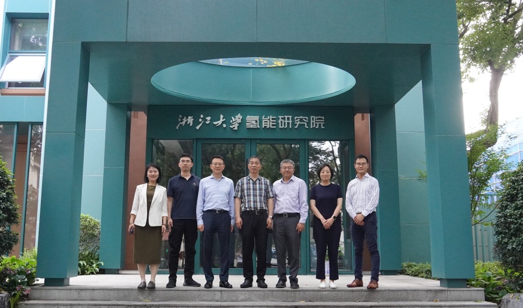 署方经常派员赴内地考察，了解国家氢能产业链的进展与合作机遇，亦会在「氢能周」向国际展示。