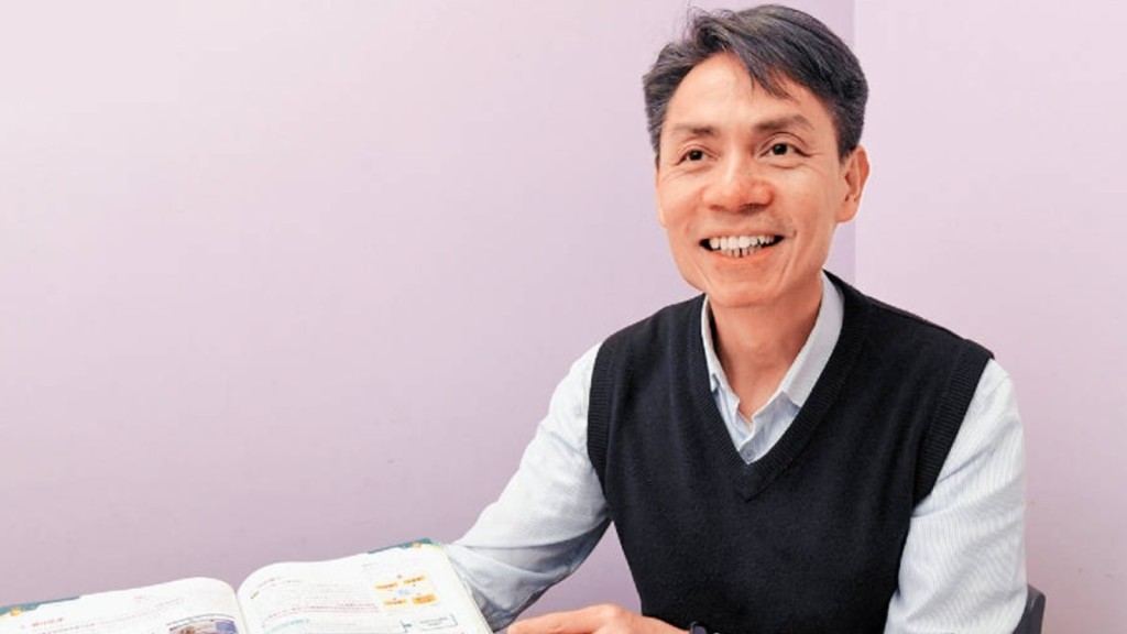 香港通識教育會會長黃家樑曾為通識科開局點明燈,如今再為它畫上句號。