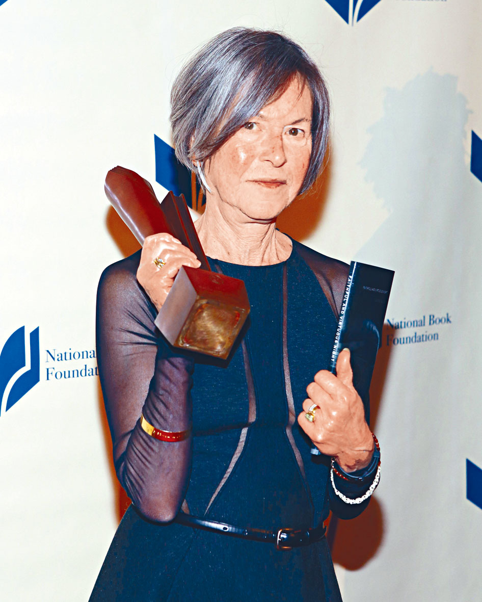 ■美國女詩人格呂克二○一四年在紐約市出席國家圖書獎頒獎禮。