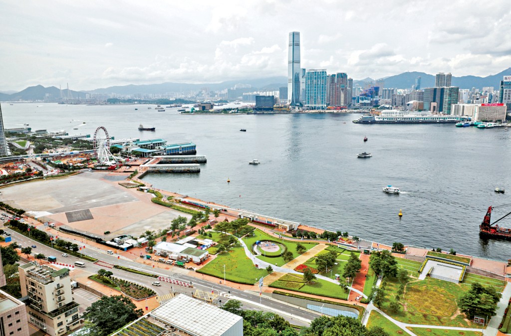 全运会三项铁人项目测试赛在中环海滨活动空间内设有观赛区。