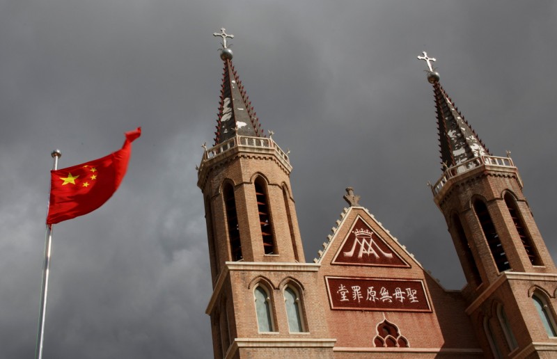 中國和教廷關係近年有所改善。