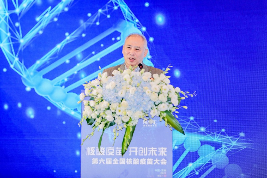 中國疫苗行業協會核酸疫苗分會主任委員/艾棣維欣生物董事會主席兼首席科學家王賓博士。