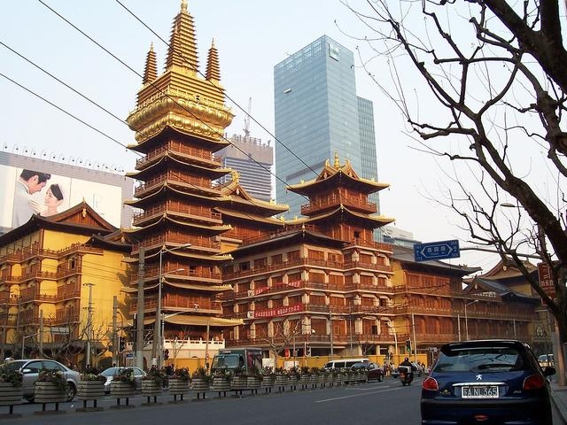 上海靜安寺。